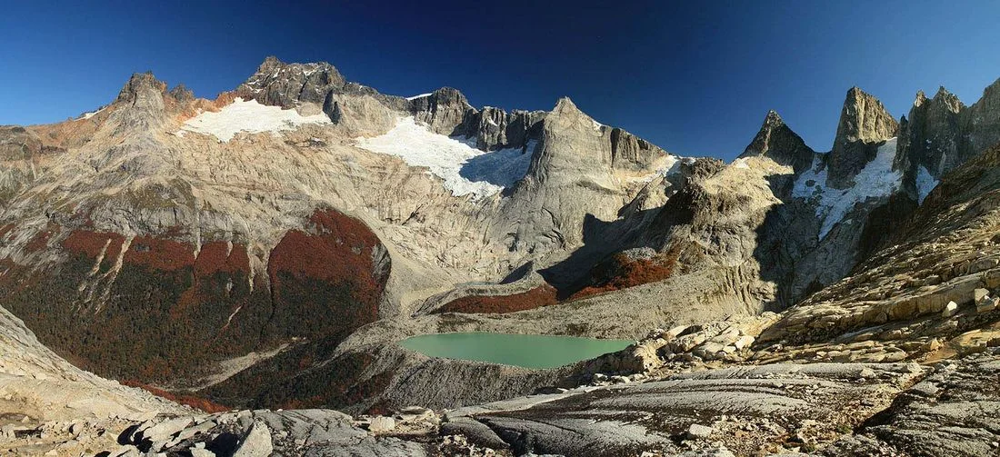 Sierra del Avellano · Torres de granito